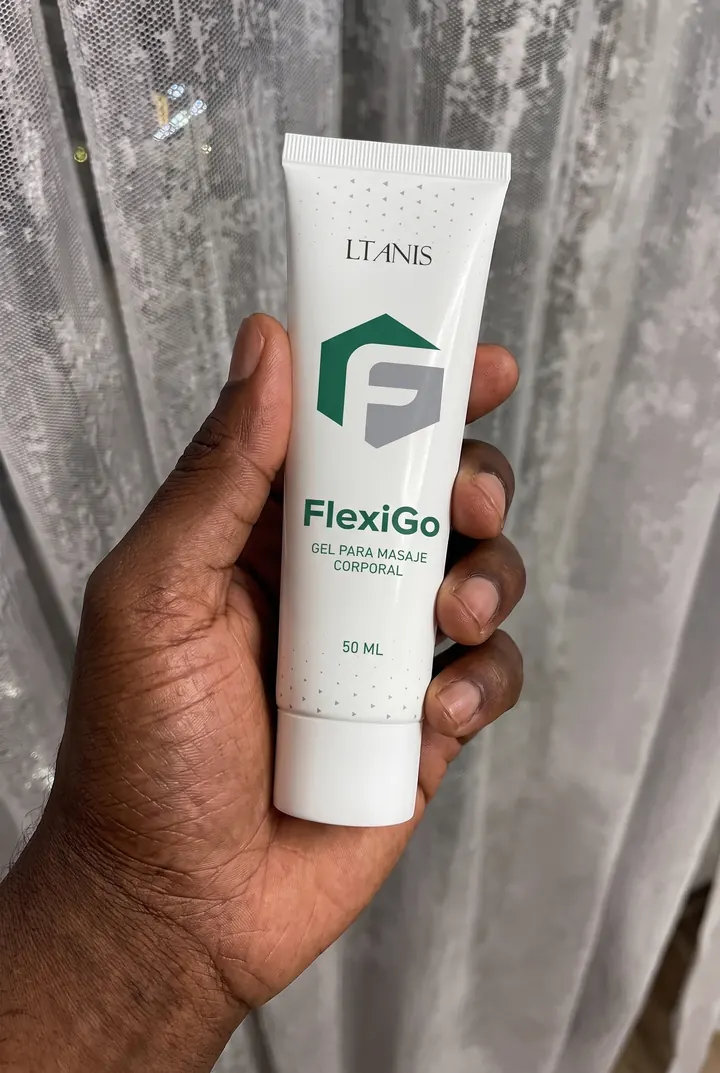Tubo de FlexiGo gel en la mano